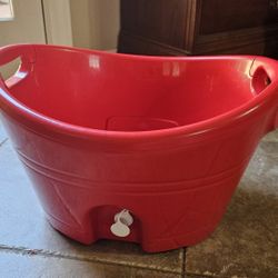 Igloo 20 Quart Party Bucket / Cooler With Drain