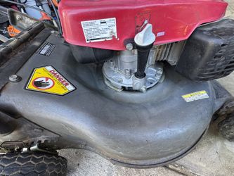 Honda Comercial HRC216