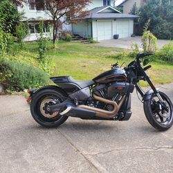 2019 Harley-Davidson FXDRS