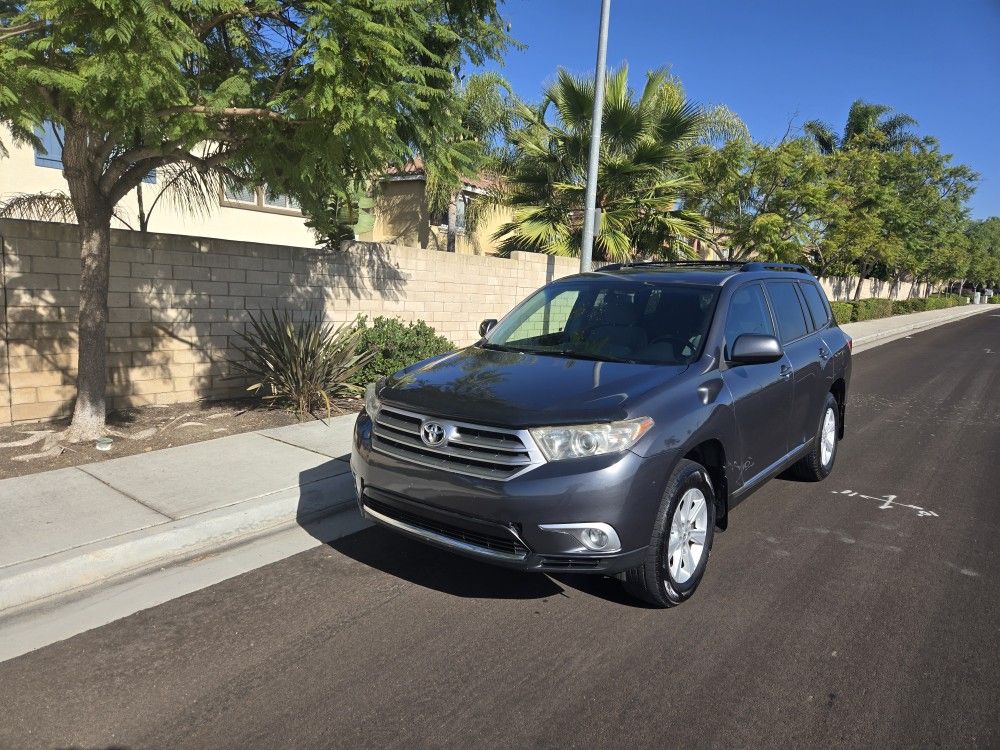 2013 Toyota Highlander for Sale in Chula Vista, CA OfferUp