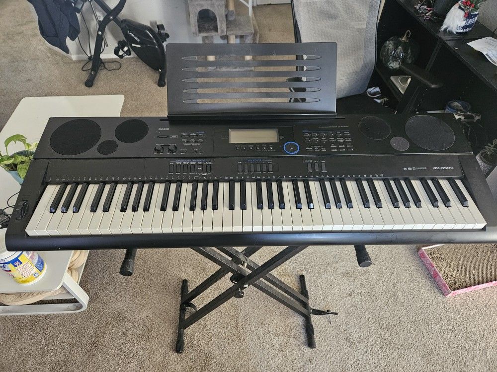 Keyboard Casio Wk-6500  120$ Obo