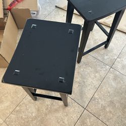 4 Solid Black Counter Height Bar Stools 