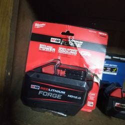 Milwaukee M18 Forge. 12.0. 