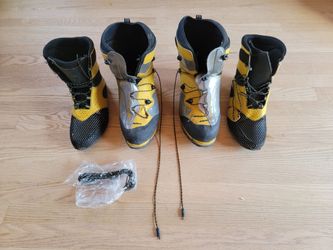 La Sportiva Mountaineering  Double Boots