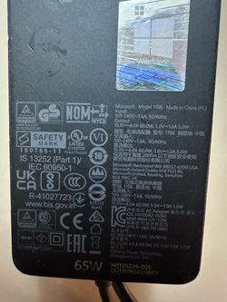 Microsoft Surface 65W Charger