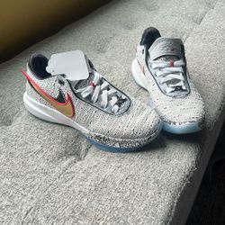 NEW Nike Basketball Shoes- LeBron James