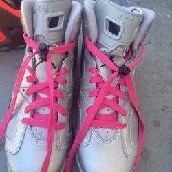 Retro 6 Size 7 Valentines Jordan’s Real 