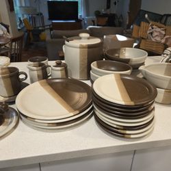 Mid Century McCoy Dishware 