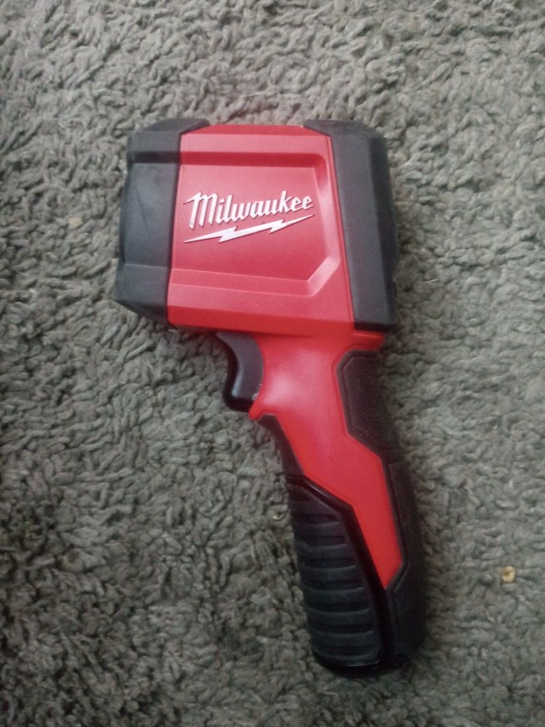 Milwaukee Infrared Temp-Gun