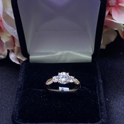 10K Ladys Ring 