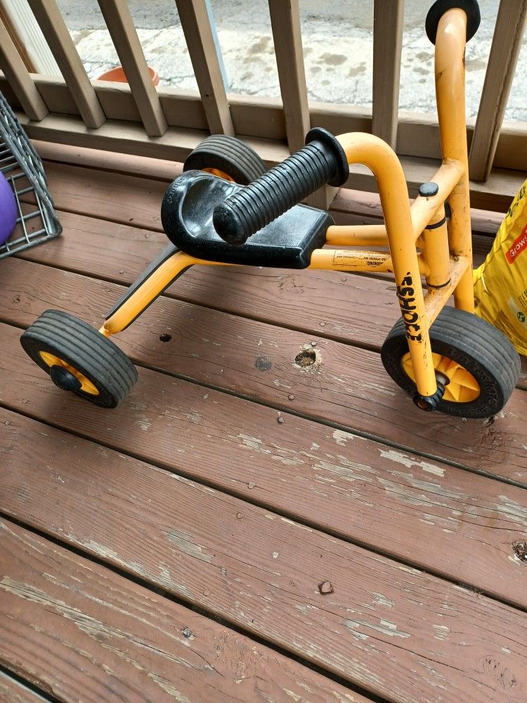 Lakeshore Tricycle 
