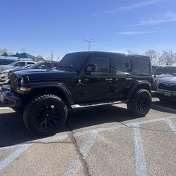 Wrangler Sahara