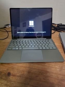Surface Laptop Go 2
