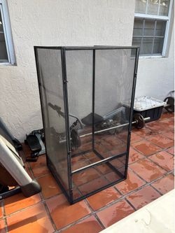 Reptile cage