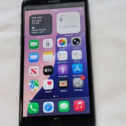 VERY NICE APPLE iPhone SE 2 64GB FOR CRICKET and AT&T NETWORK