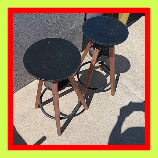 IKEA DALFRED bar stools Pick Up Before 5pm 