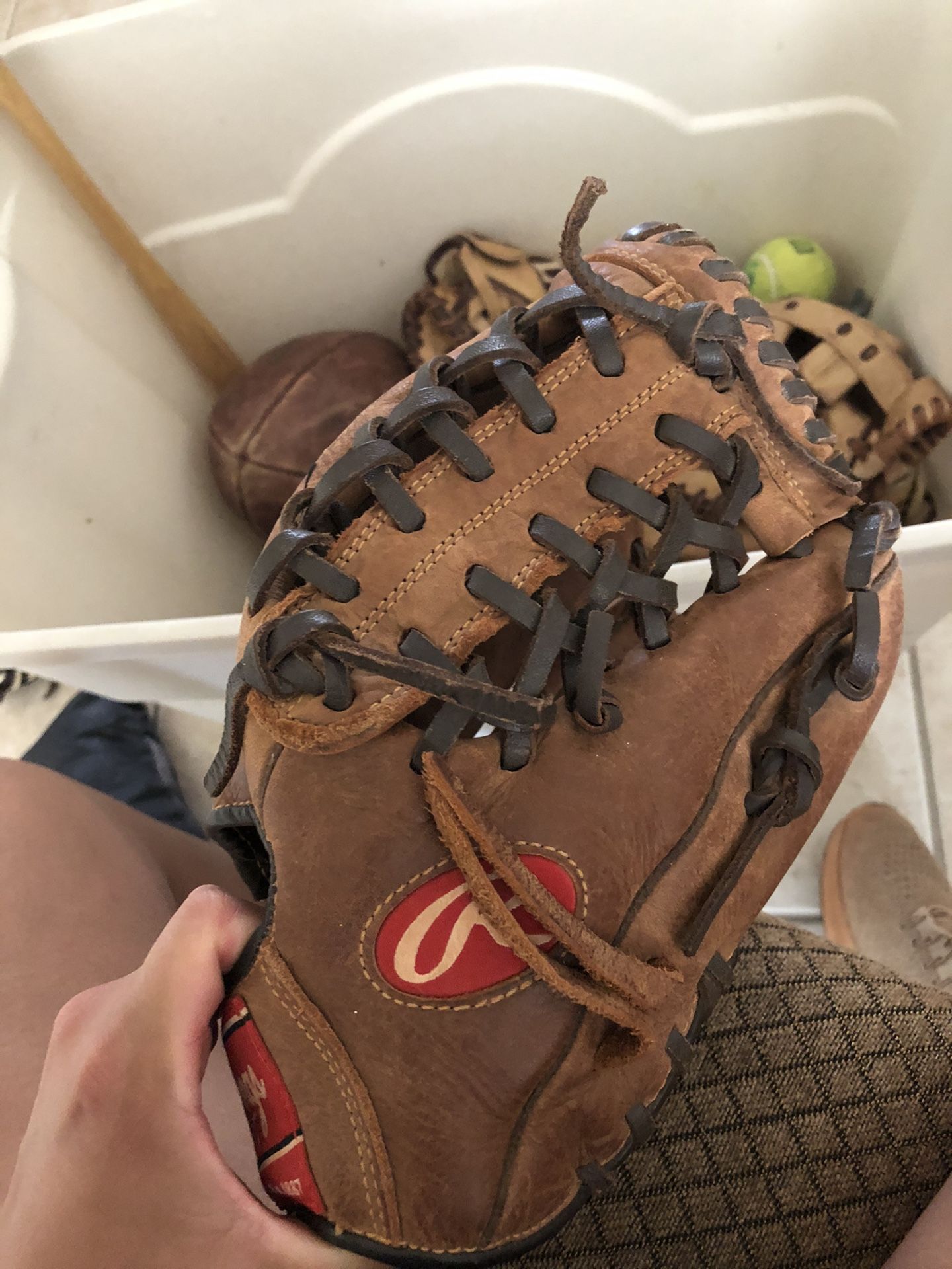 Rawlings softball/baseball glove 11.5”