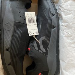 Five Ten Trailcross LT Flat Shoes | Core Black / Grey Two / Solar Red | 13