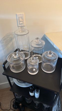 Glasses kitchen storage set
