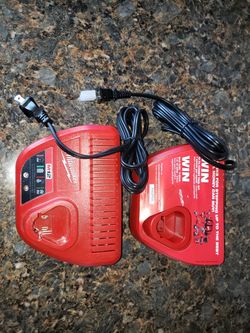 Milwaukee 12volt battery charger