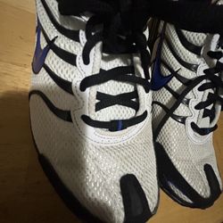 Nike Torch 4 Blue and White and Back Size 8
