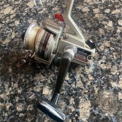 Vintage Daiwa 1300C Spinning Reel