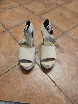 Size 7 And A Half Sandal Wedges By Soda