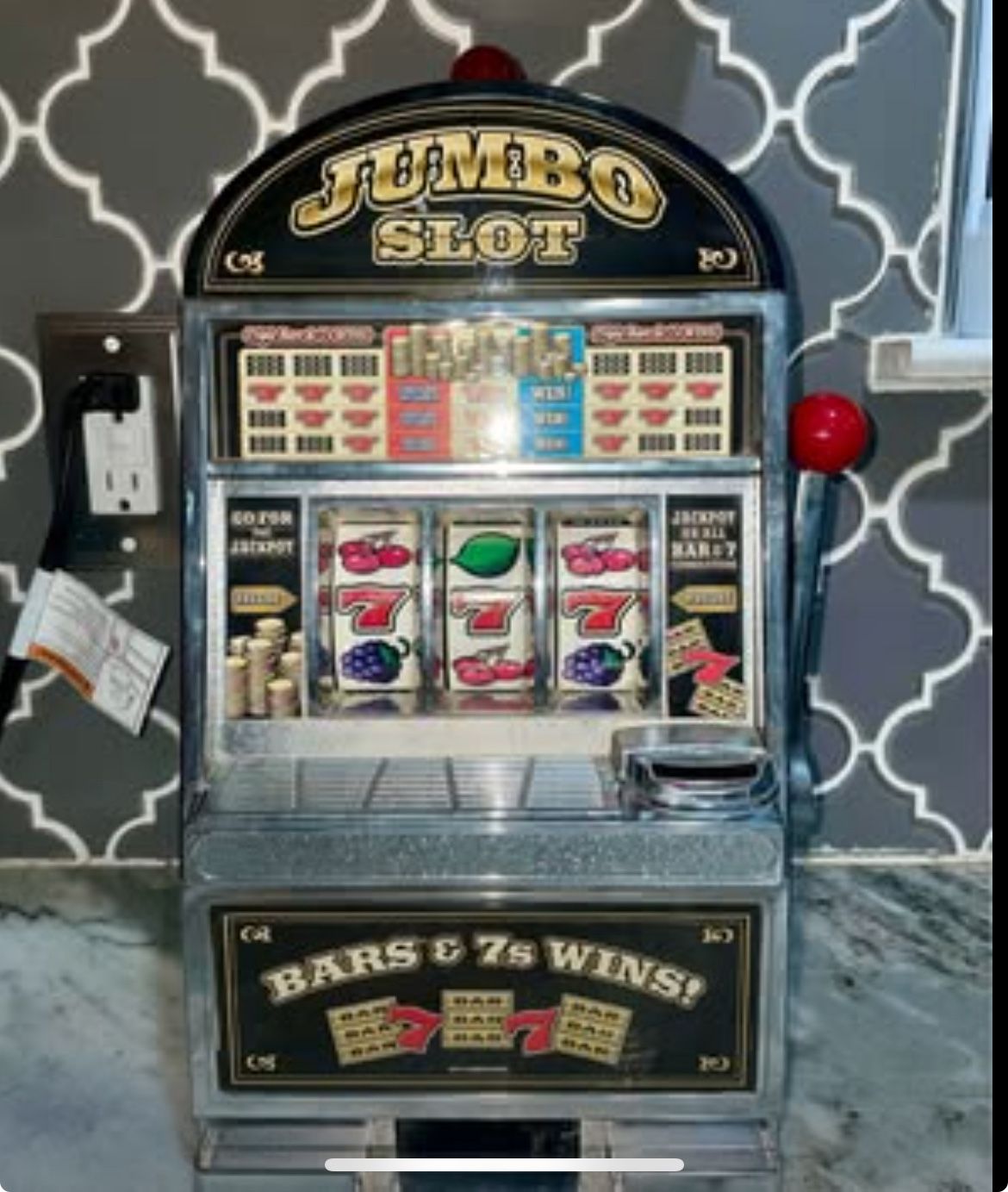 Jumbo Slot Machine. (Please read Description)