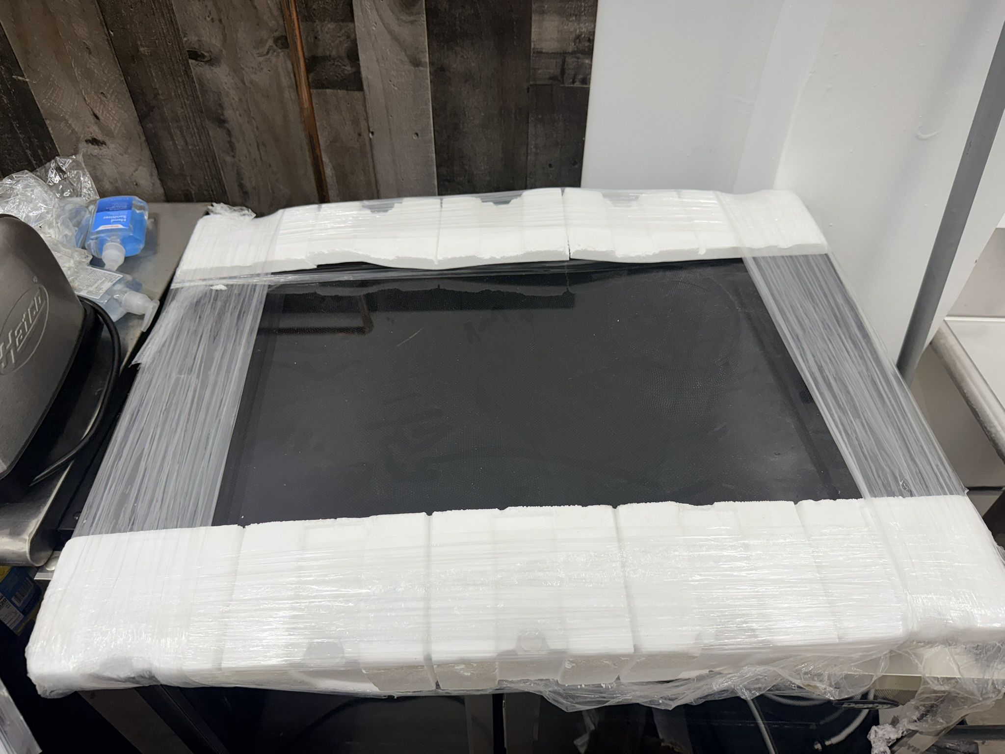 30” WOLF CE304CB  CONTEMPORARY ELECTRIC COOKTOP