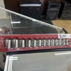 Snap On 13 Piece Socket Set $250