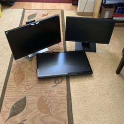 3 Monitors