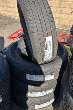 215/70R14 Set Of 4 Hankook Kinergy New Tires