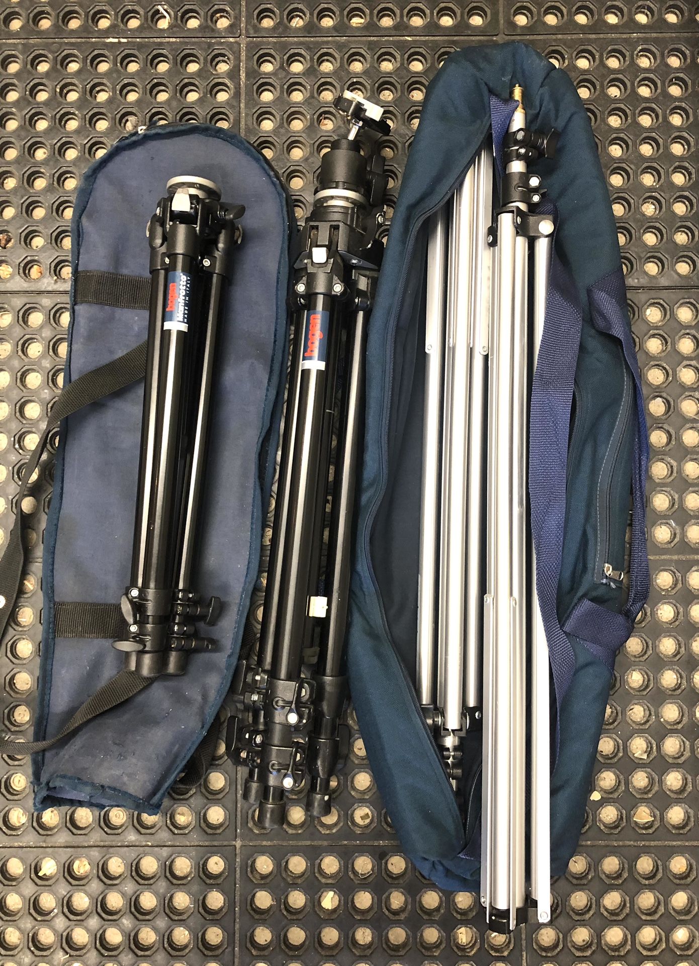 Tripod Bogen Manfrotto Models 3205, 3221, 3086