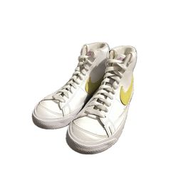 Nike Blazer Mid ’77 White/Yellow – Size 7