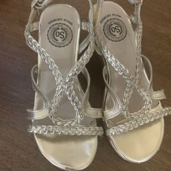 Girls Wedge Heels Size 1 83rd Ave @ Deer Valley