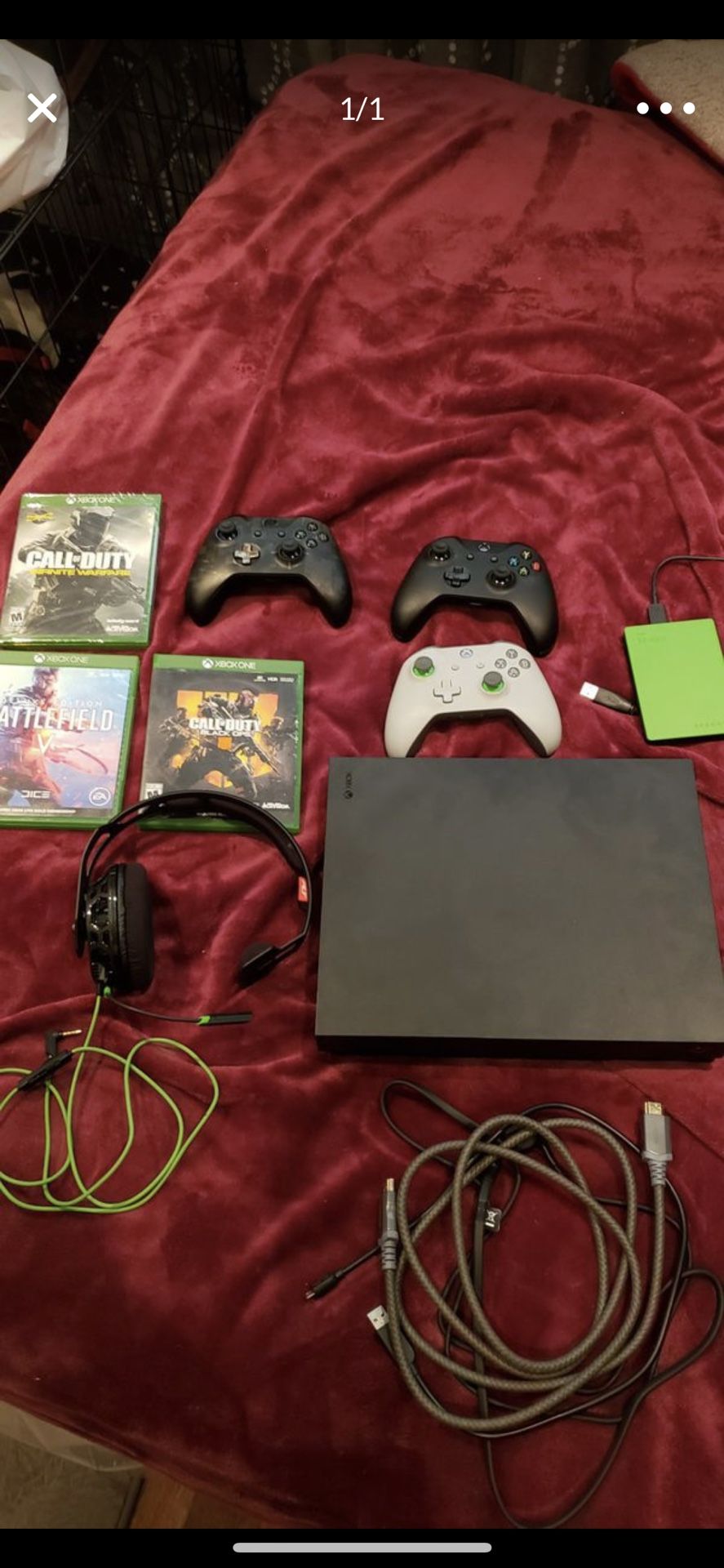 Xbox one X Bundle ! All the essentials