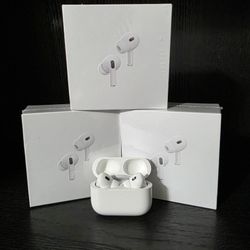 Active Noise Canceling 2nd Generation Apple AirPods Pro With Type C MagSafe Charging Case New