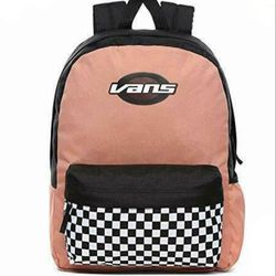 VANS:
Street Sport Realm Backpack
(Color: Black/Orange) Unisex, Size: OS.  (Retail: $67.⁵⁸ USD)