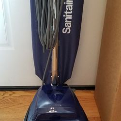 NEW cond  COMMERCIAL EURIKA VACUUM WITH AMAZING SUCTION WORKS And ACCESSORIES and ECT 