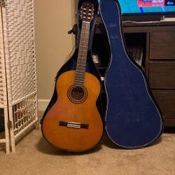 Yamaha G-231 Guitar
