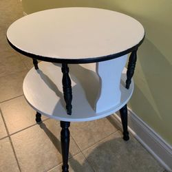 2 tiers wooden table