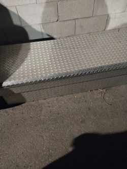 Diamond Plate Toolbox 