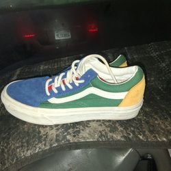 Vans Size 4 Men's. 6 Woman