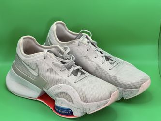 Nike Zoom Air Womenās Training Shoes ā Size 8.5 (Fits Like 40 EU)