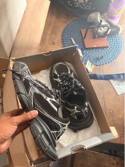 Balenciaga 3xl,size 10
