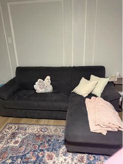 Couch + Free End Table