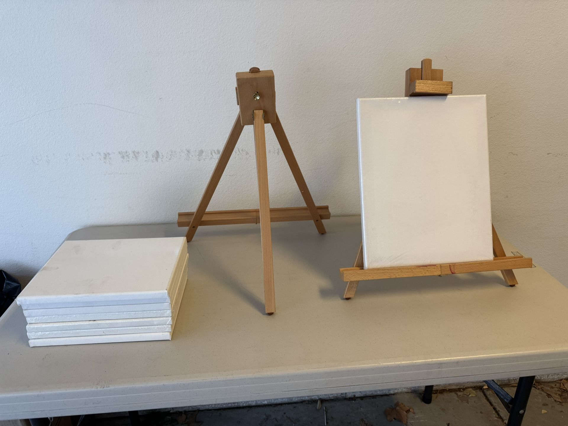 Easel’s