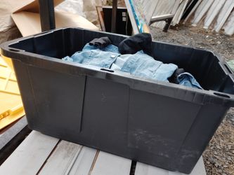 Women's cloths Med