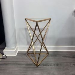 Plant Stand end table $20