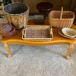 Wicker Baskets And Trays $40 Or Make Offer 